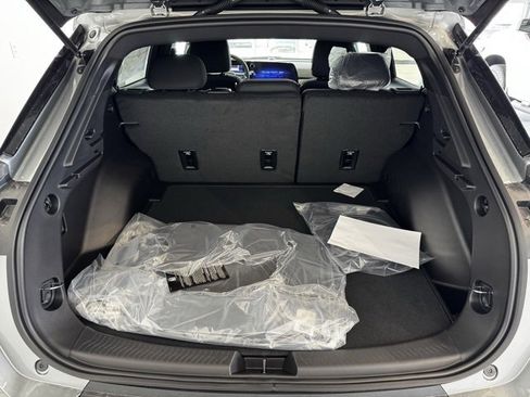 New 2026 Chevrolet Equinox EV LT image 36