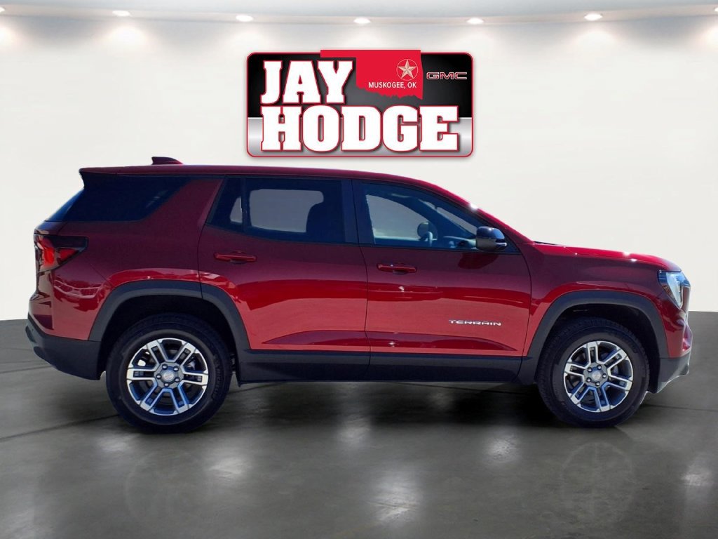 New 2027 GMC Terrain Elevation w/ LPO, Floor Liner Package FWD image 4