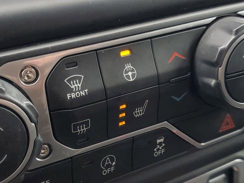 Used 2018 Jeep Wrangler Unlimited Sport S AWD/4WD image 20