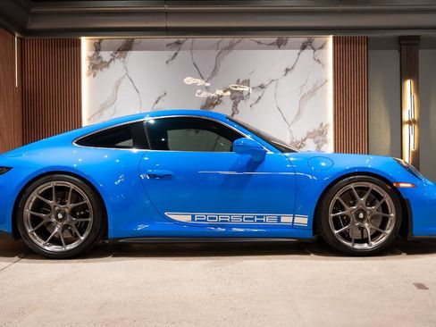 Used 2022 Porsche 911 GT3 RWD image 8