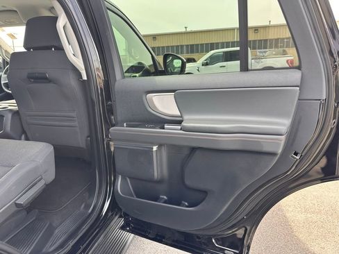 Used 2025 Ford Expedition Active RWD image 20
