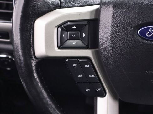 Certified 2022 Ford F250 Lariat w/ Lariat Ultimate Package image 26