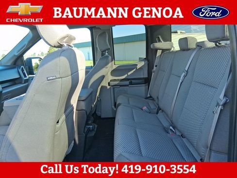Used 2015 Ford F150 XLT w/ Equipment Group 301A Mid AWD/4WD image 13