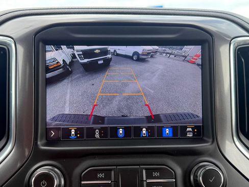 Certified 2021 Chevrolet Silverado 2500 LTZ w/ Carhartt Edition AWD/4WD image 38