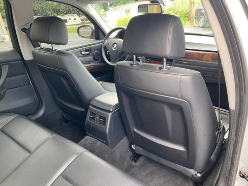 Used 2010 BMW 328i xDrive Sedan w/ Premium Pkg AWD/4WD image 26