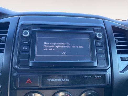 Used 2015 Toyota Tacoma 4x4 Access Cab V6 w/ Convenience Package image 24