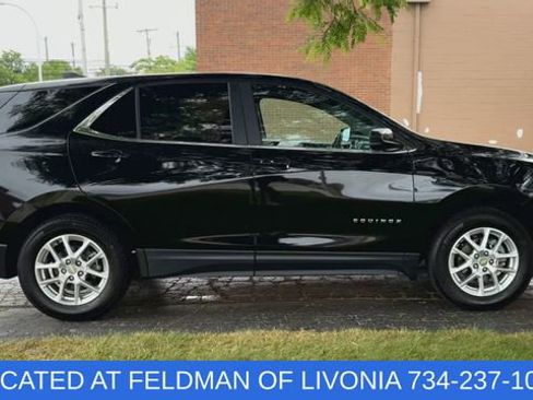 Used 2023 Chevrolet Equinox LT FWD image 9