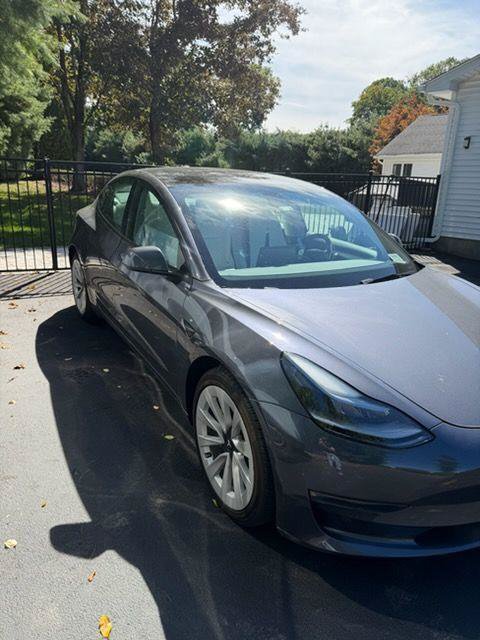 Used 2023 Tesla Model 3 Standard Range RWD image 2