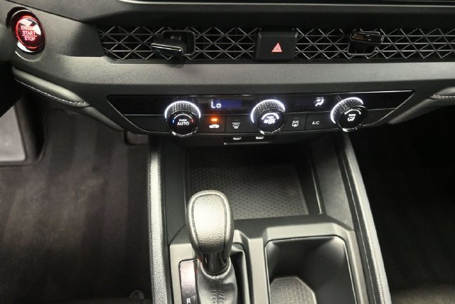 Certified 2025 Honda Accord LX image 9