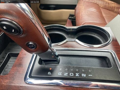 Used 2013 Ford F150 King Ranch w/ King Ranch Luxury Pkg AWD/4WD image 40