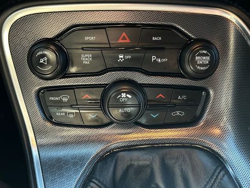 Used 2015 Dodge Challenger R/T Scat Pack image 29