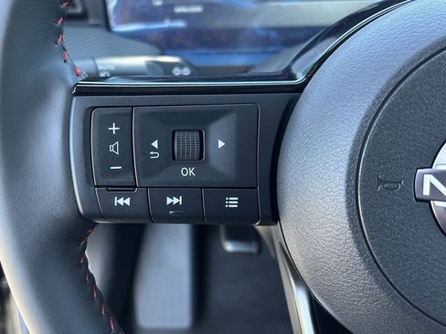 New 2025 Nissan Kicks SR image 31
