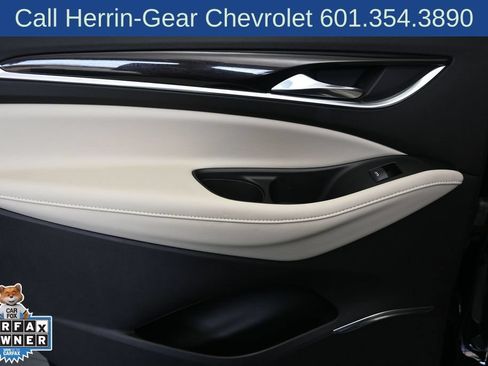 Used 2023 Buick Enclave Essence w/ Experience Buick Package FWD image 14