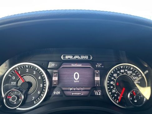 Used 2023 RAM 1500 Laramie image 25