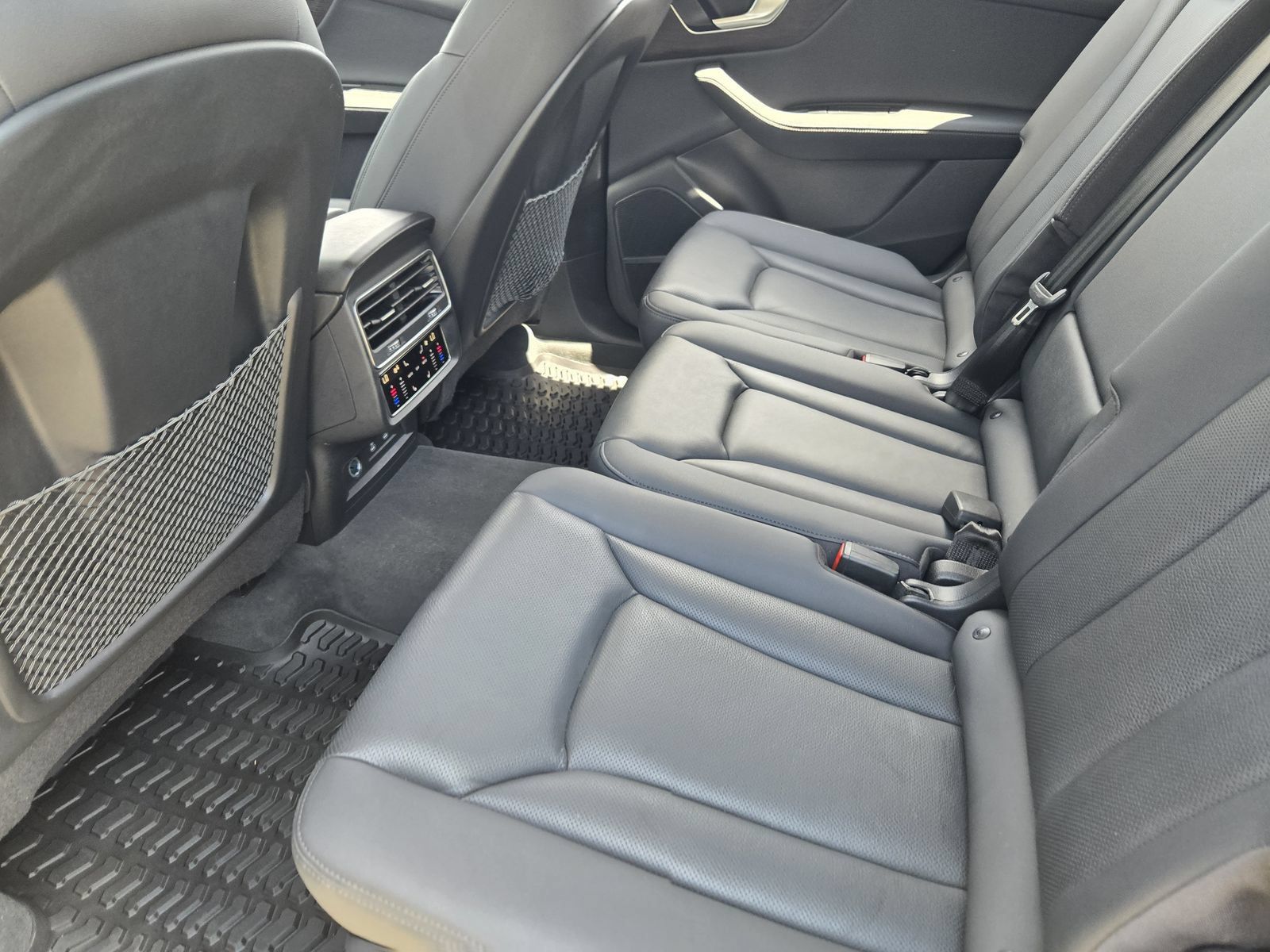 Used 2022 Audi Q7 3.0T Prestige AWD/4WD image 34