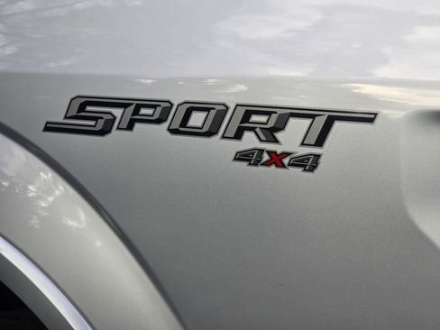 Used 2018 Ford F150 Lariat w/ Equipment Group 502A Luxury image 14