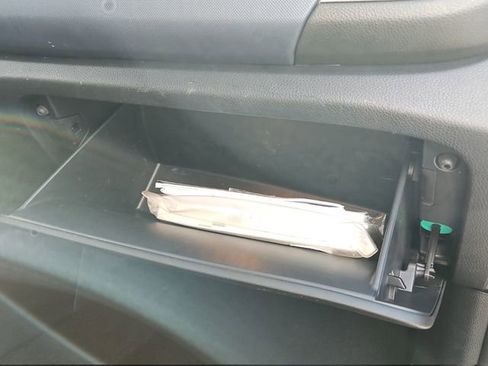 Used 2023 Kia Seltos S image 19