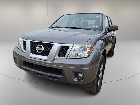 Used 2020 Nissan Frontier SV image 4
