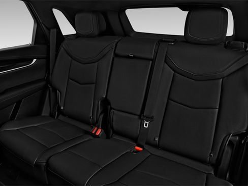 Used 2024 Cadillac XT5 Sportv image 11