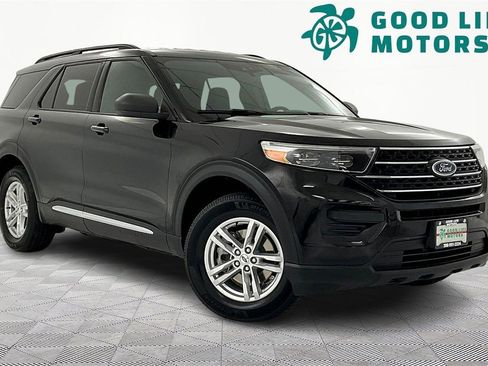 Used 2020 Ford Explorer XLT w/ Cold Weather Package image 1