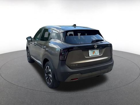 Used 2026 Nissan Kicks SV w/ Cold Weather Package AWD/4WD image 10