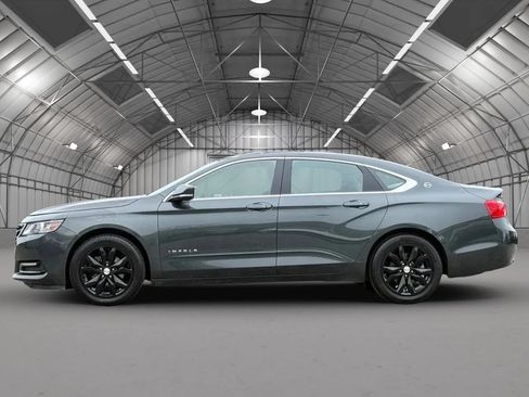 Used 2018 Chevrolet Impala LT FWD image 4