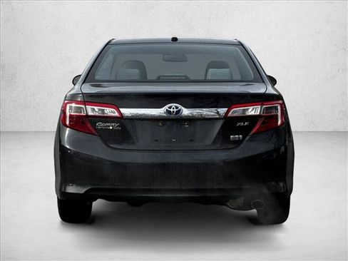 Used 2012 Toyota Camry XLE image 10