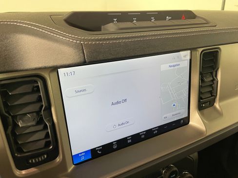 New 2025 Ford Bronco Outer Banks w/ Sasquatch Package image 5