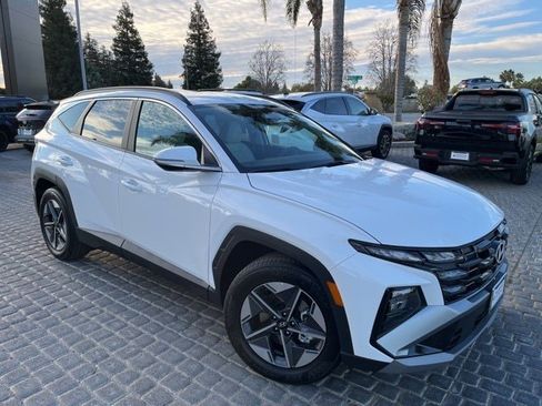 New 2026 Hyundai Tucson SEL image 1