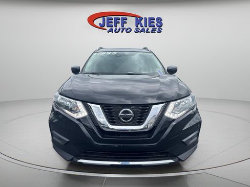 Used 2019 Nissan Rogue SV AWD/4WD image 2