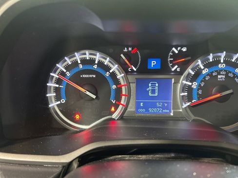 Used 2016 Toyota 4Runner SR5 image 26