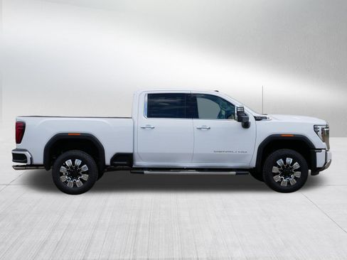 New 2026 GMC Sierra 3500 Denali w/ Denali Reserve Package AWD/4WD image 6