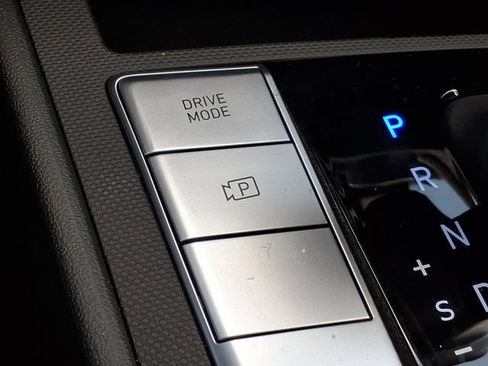 New 2026 Hyundai Elantra SE FWD image 23