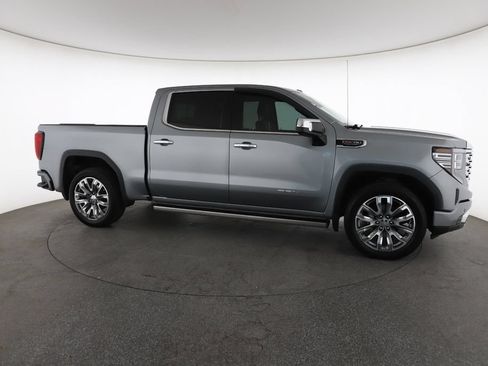 Used 2024 GMC Sierra 1500 Denali w/ Denali Reserve Package AWD/4WD image 15