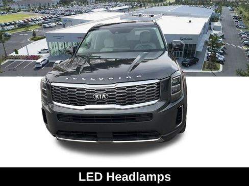 Used 2021 Kia Telluride EX w/ EX Premium Package image 4