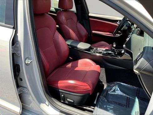 Certified 2022 Kia Stinger GT-Line w/ Sun & Sound Package AWD/4WD image 29