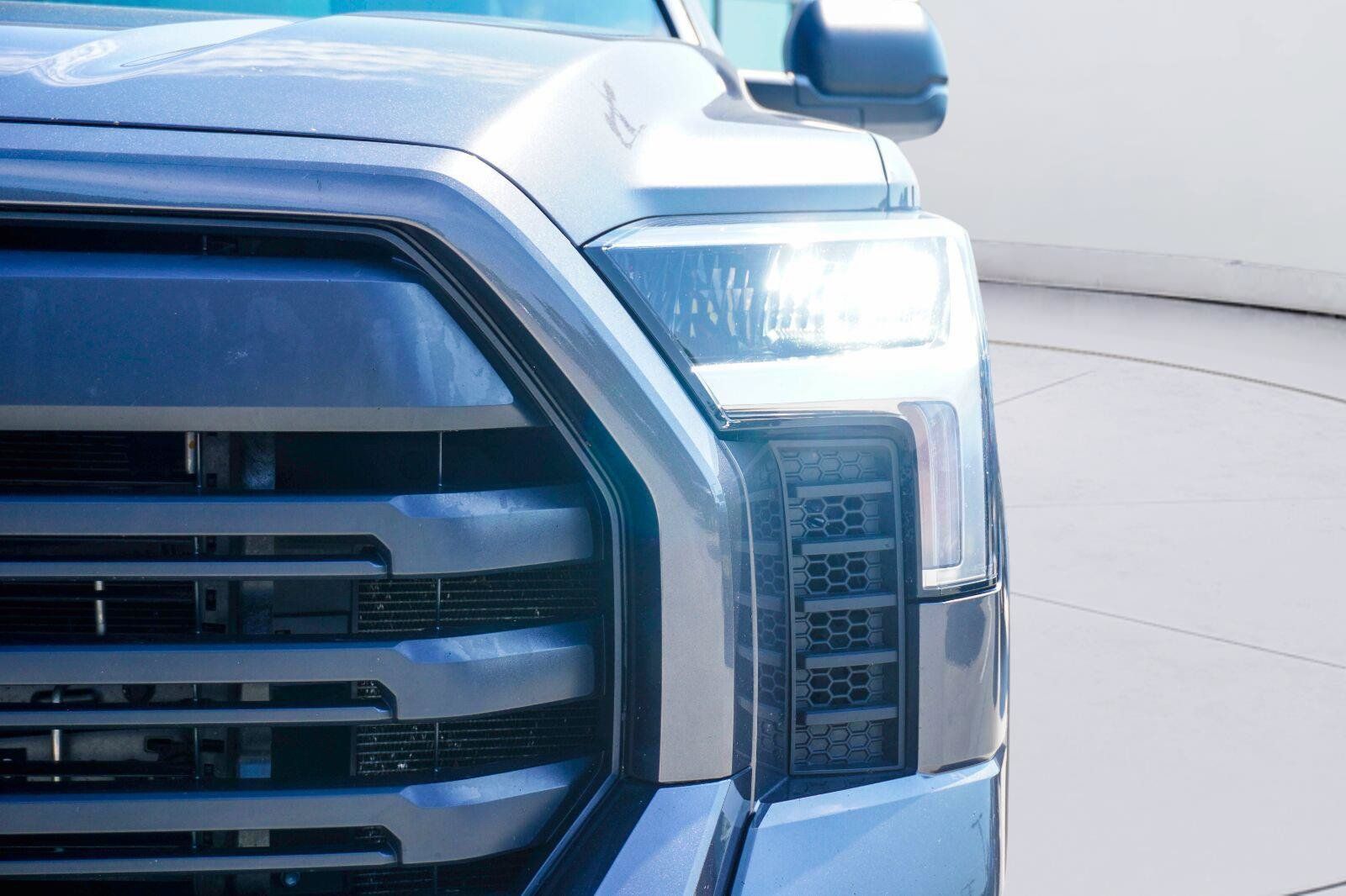 Used 2025 Toyota Tundra SR5 AWD/4WD image 5