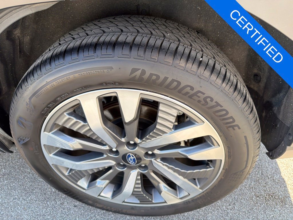 Certified 2025 Subaru Forester Touring AWD/4WD image 32