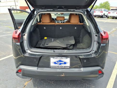 Used 2021 Lexus UX 200 w/ Accessory Package (Z1) FWD image 30