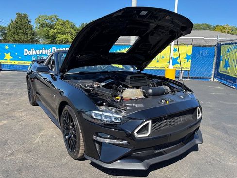 Used 2019 Ford Mustang GT Premium w/ GT Performance Package RWD image 7