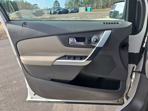 Used 2014 Ford Edge SEL w/ Equipment Group 205A image 31