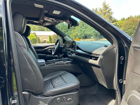 Used 2024 Cadillac Escalade ESV V w/ LPO, Floor Liner Package AWD/4WD image 48