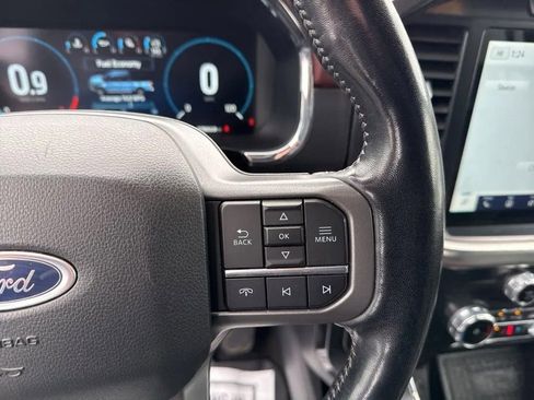 Used 2022 Ford F150 Lariat w/ Equipment Group 502A High AWD/4WD image 17