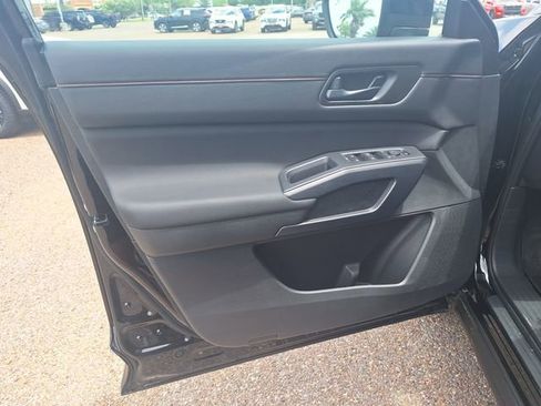 New 2026 Nissan Pathfinder Rock Creek AWD/4WD image 11