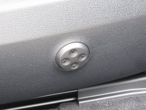 Certified 2024 Mercedes-Benz E 350 4MATIC Sedan image 21