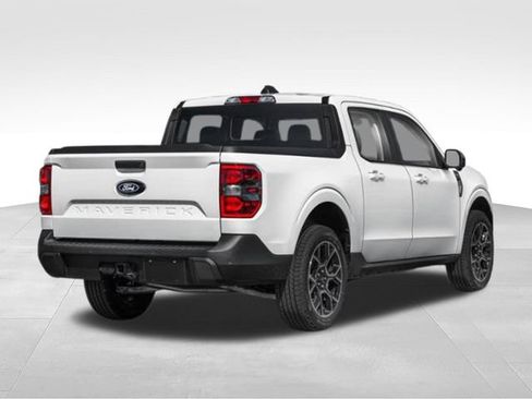 Used 2025 Ford Maverick Lariat w/ 4K Tow Package AWD/4WD image 2