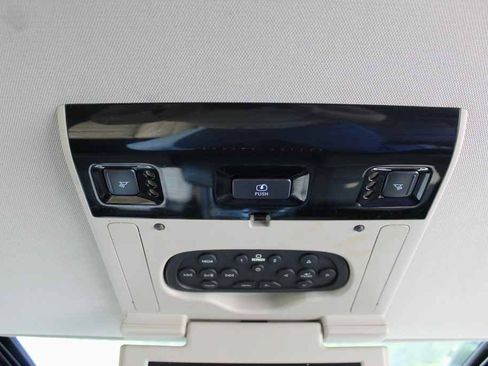 Used 2015 GMC Sierra 1500 Denali RWD image 29