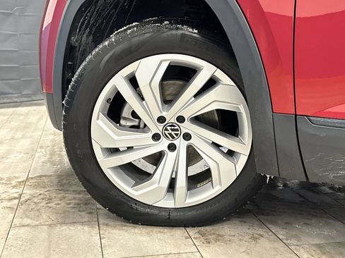 Used 2021 Volkswagen Atlas SE w/ Panoramic Sunroof Package image 35