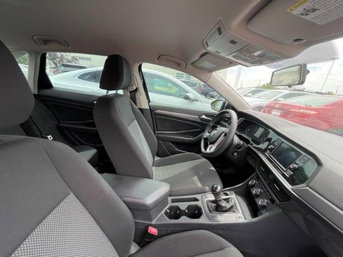 Used 2019 Volkswagen Jetta S w/ Driver Assistance Package FWD image 3