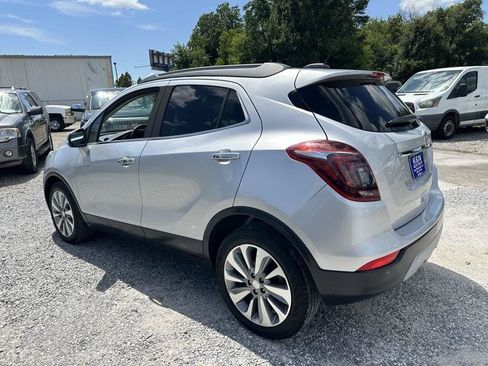 Used 2019 Buick Encore Preferred FWD image 2